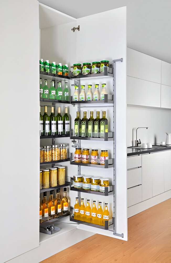 Pantry Unit & Pull Out